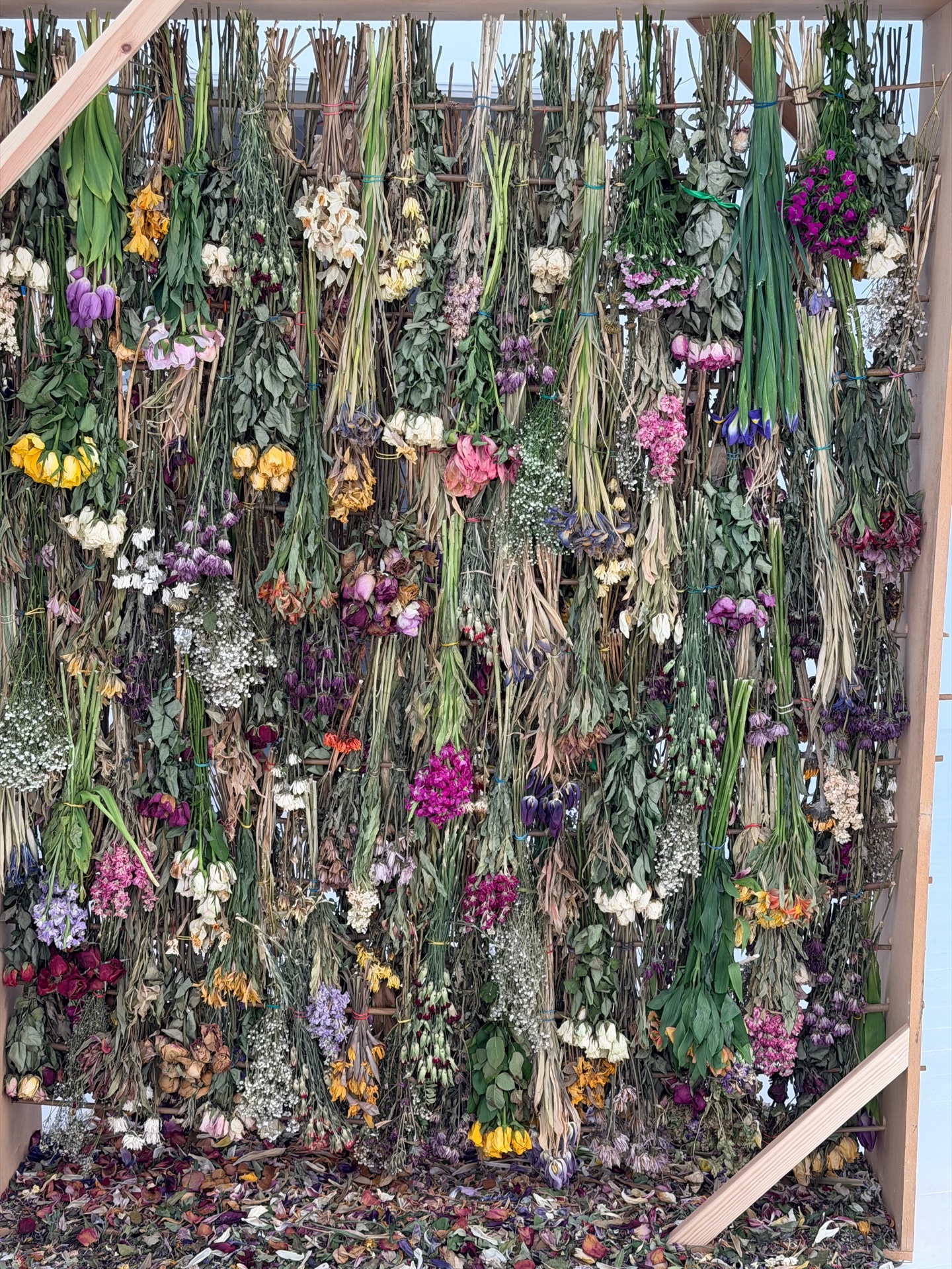 In Memoriam — dried flower installation